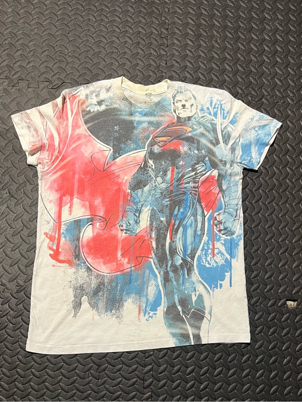 DC Comics Men's Short Sleeve Superman Graphic Tee in White, Red & Blue